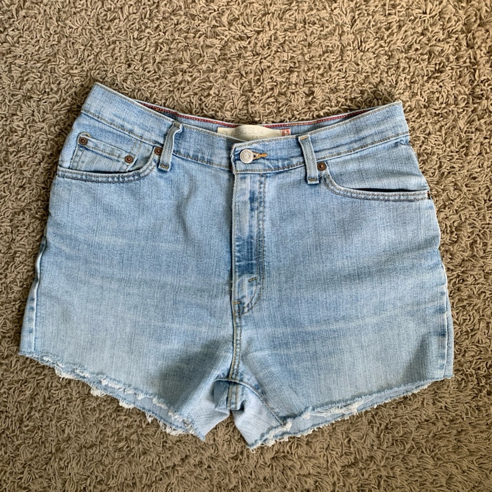 *Y2K* Levi’s 512 Classic slim cutoff size 12 blue jean high rise shorts